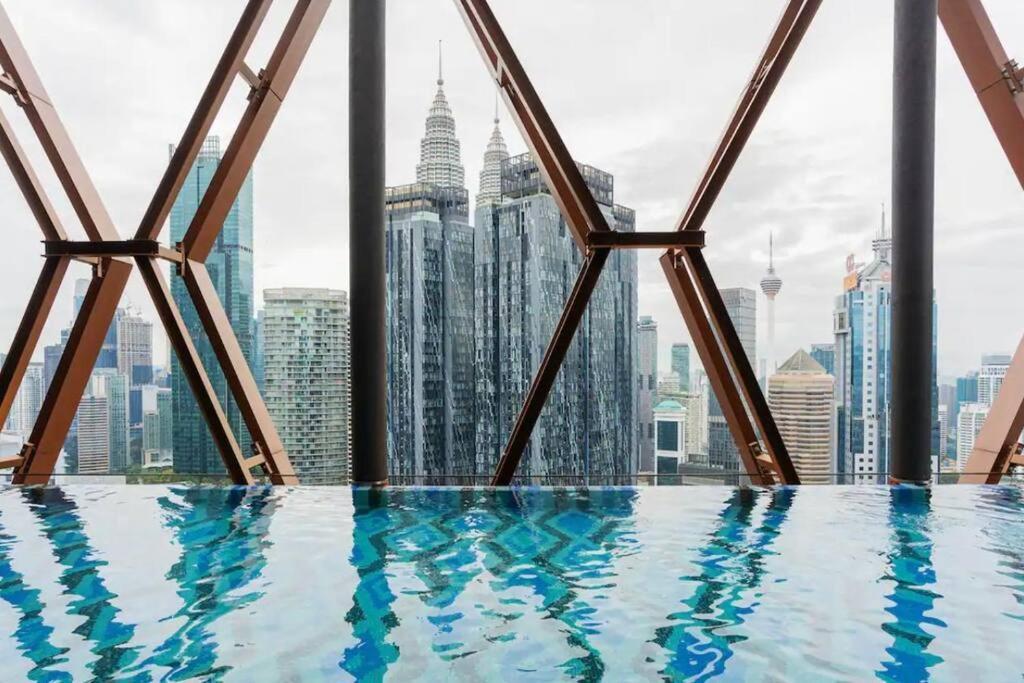 Pangsapuri Scarletz Klcc Free Netflix Youtube #23 Kuala Lumpur